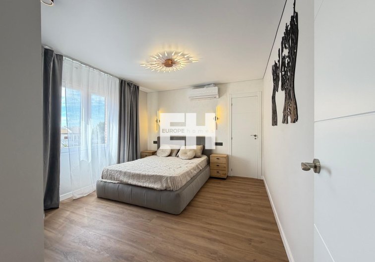 Revente - Appartement - Torrevieja - Punta Prima