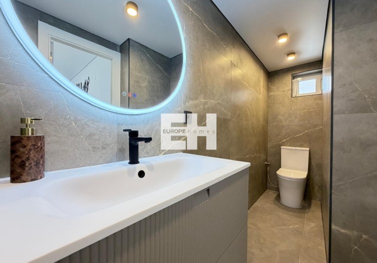 Revente - Appartement - Torrevieja - Punta Prima