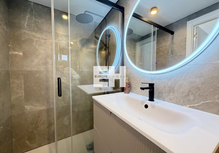 Revente - Appartement - Torrevieja - Punta Prima