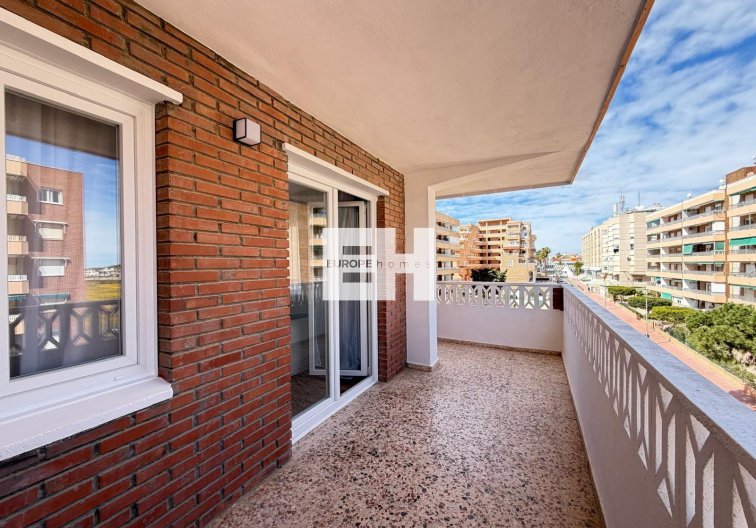 Revente - Appartement - Torrevieja - Punta Prima