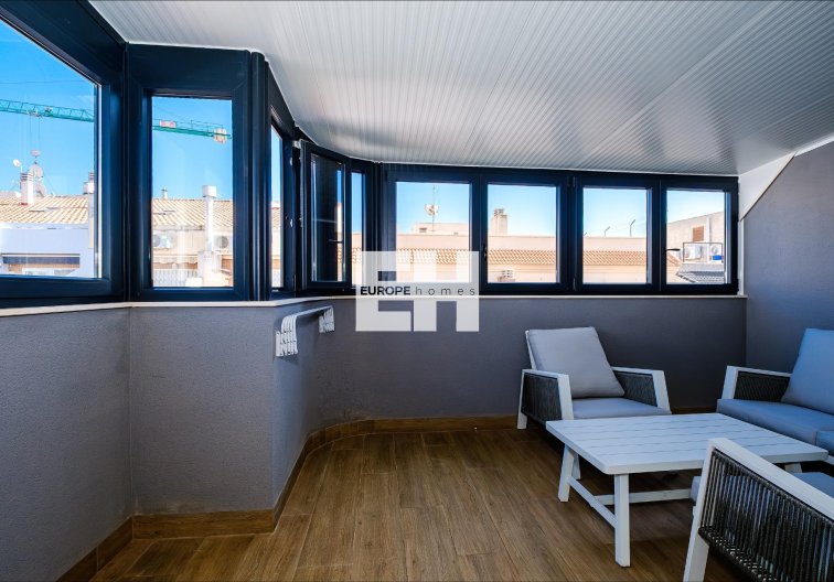 Resale - Apartment - Torrevieja - Playa del Cura
