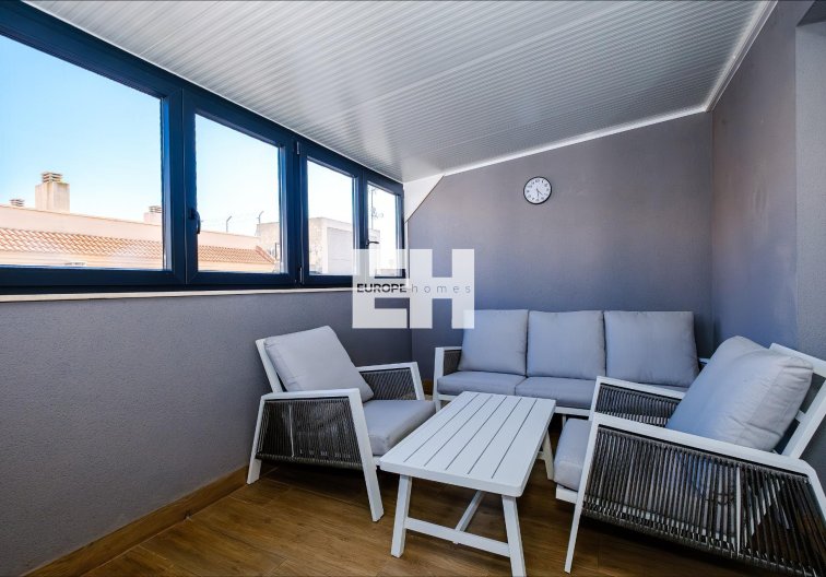Resale - Apartment - Torrevieja - Playa del Cura