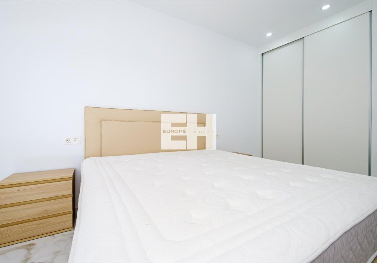 Resale - Apartment - Torrevieja - Playa del Cura