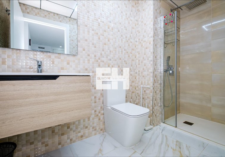 Resale - Apartment - Torrevieja - Playa del Cura