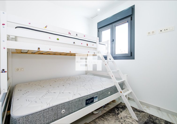 Resale - Apartment - Torrevieja - Playa del Cura