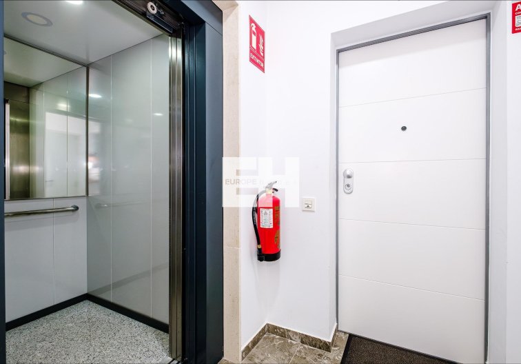 Resale - Apartment - Torrevieja - Playa del Cura