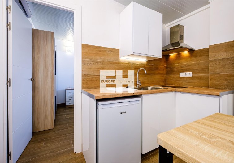 Resale - Apartment - Torrevieja - Playa del Cura