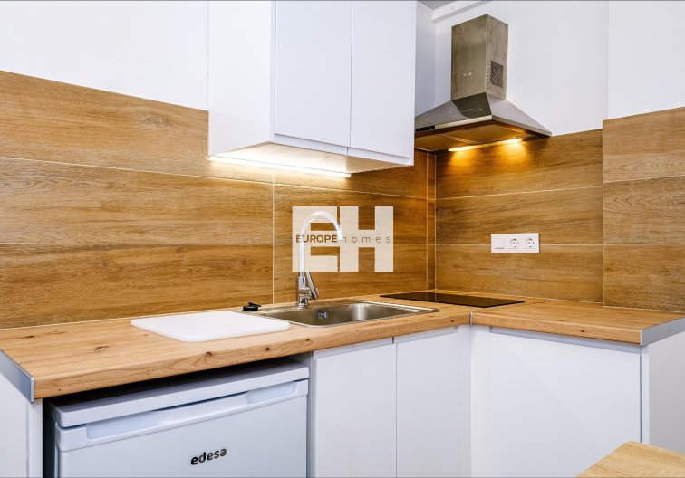 Resale - Apartment - Torrevieja - Playa del Cura