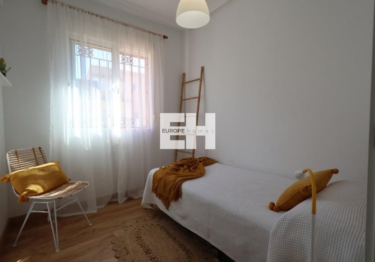Resale - Duplex - Orihuela Costa - Costa Blanca