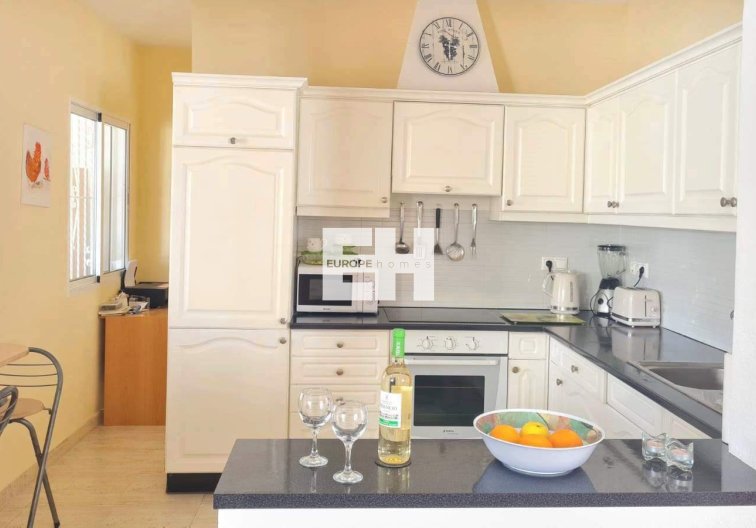 Revente - villa - Orihuela Costa - Costa Blanca