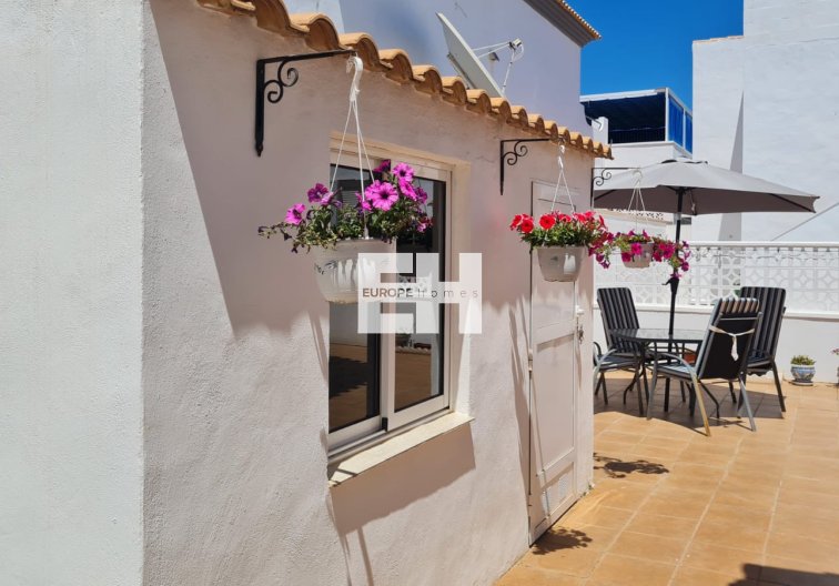 Revente - villa - Orihuela Costa - Costa Blanca