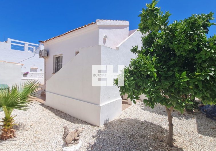 Revente - villa - Orihuela Costa - Costa Blanca