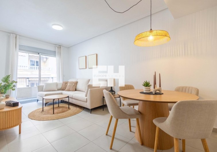 Resale - Apartment - Torrevieja - Las Calas