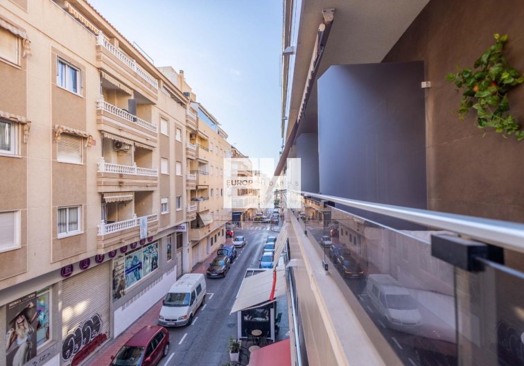 Resale - Apartment - Torrevieja - Las Calas