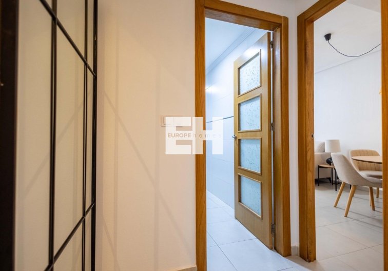 Resale - Apartment - Torrevieja - Las Calas