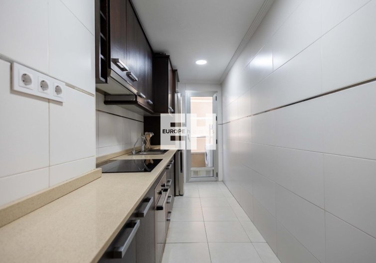 Resale - Apartment - Torrevieja - Las Calas