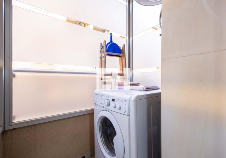 Resale - Apartment - Torrevieja - Las Calas