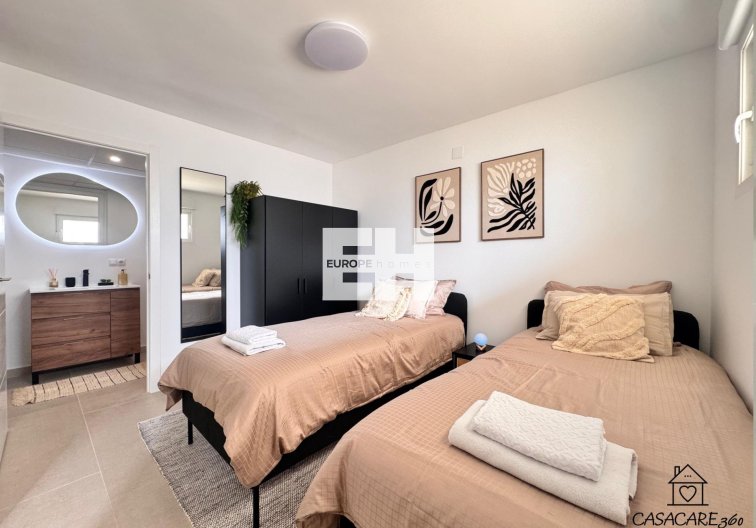 Segunda mano - Apartamento  - Torrevieja - El Acequión - Los Náufragos