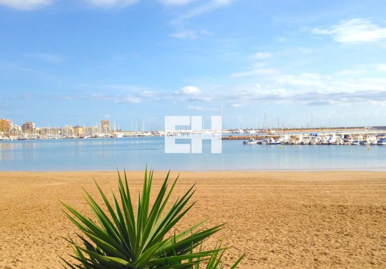 Segunda mano - Apartamento  - Torrevieja - El Acequión - Los Náufragos