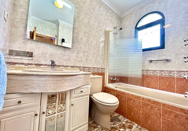 Segunda mano - town house - La Zenia - Costa Blanca