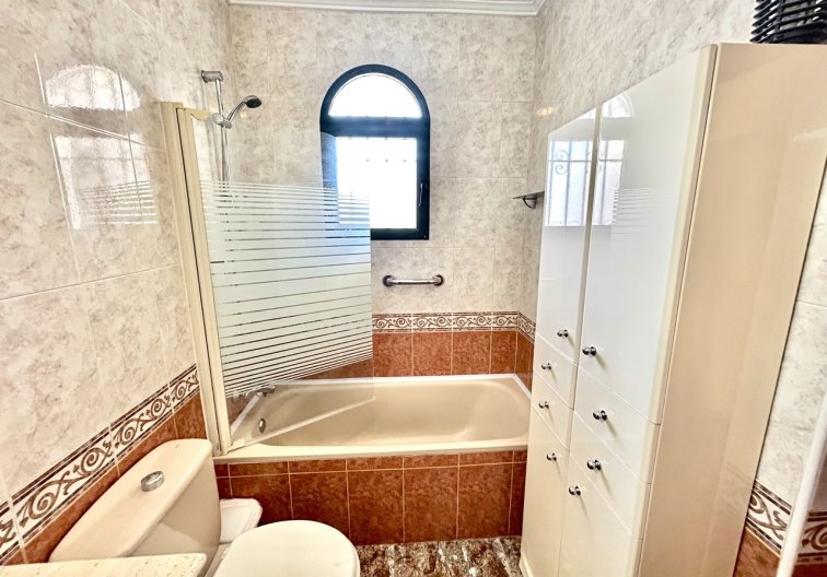 Segunda mano - town house - La Zenia - Costa Blanca
