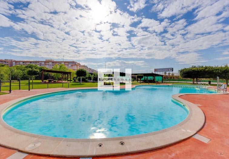 Wiederverkauf - Bungalow - Torrevieja - Parque De Las Naciones