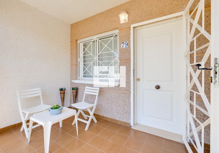 Segunda mano - Bungalow - Torrevieja - Aguas Nuevas 1