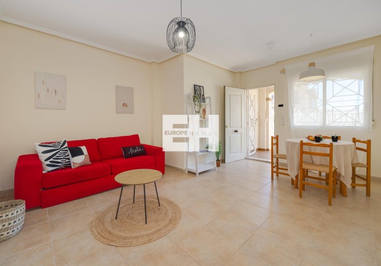 Segunda mano - Bungalow - Torrevieja - Aguas Nuevas 1