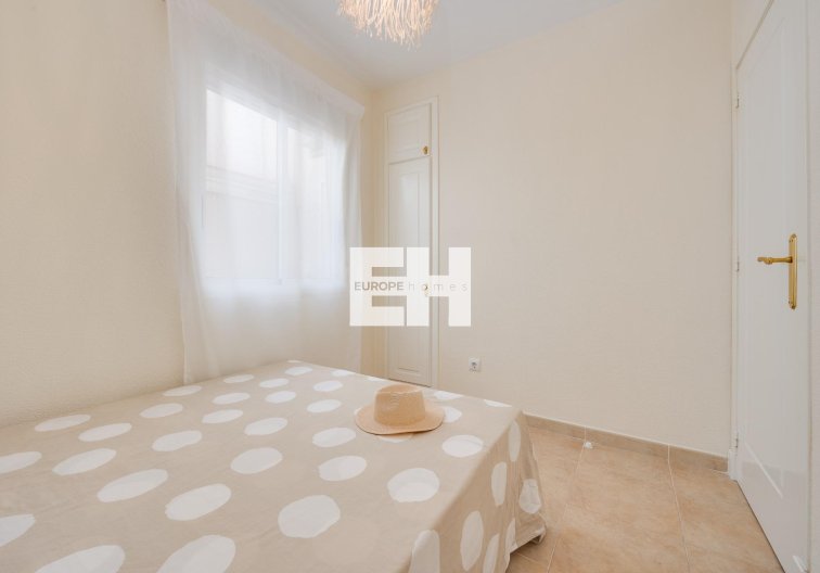 Segunda mano - Bungalow - Torrevieja - Aguas Nuevas 1