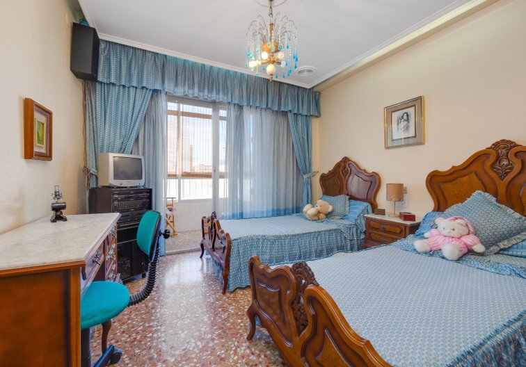 Wiederverkauf - Wohnung - Torrevieja - Centro