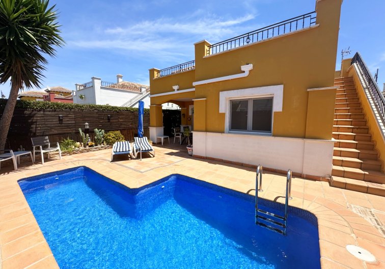 Segunda mano - villa - Mar Menor Golf Resort - Inland