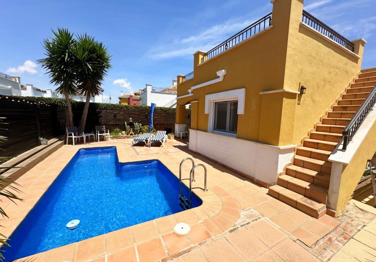Segunda mano - villa - Mar Menor Golf Resort - Inland