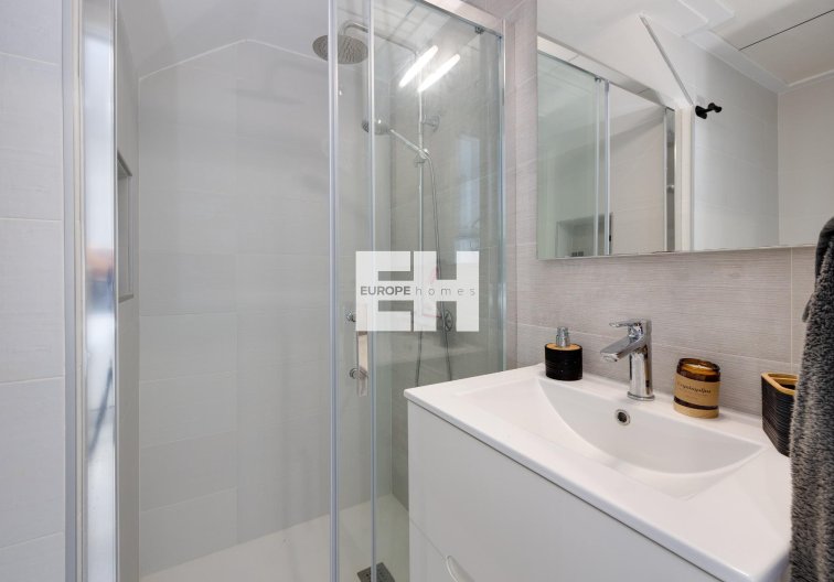 Revente - town house - Torrevieja - Los Balcones 