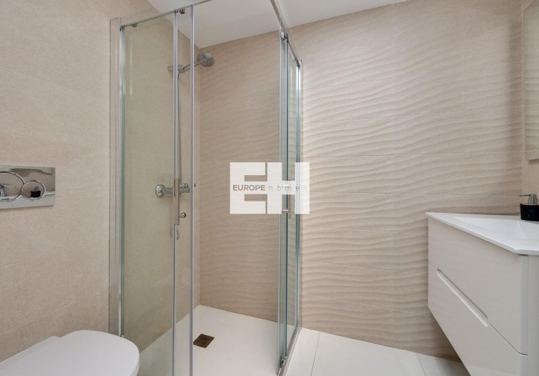 Revente - town house - Torrevieja - Los Balcones 