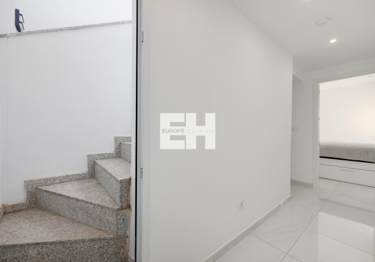 Revente - town house - Torrevieja - Los Balcones 
