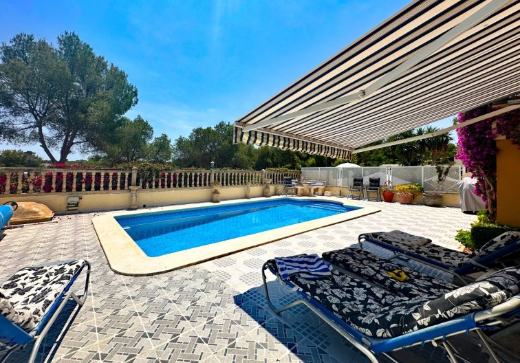 Revente - villa - Orihuela Costa - Costa Blanca