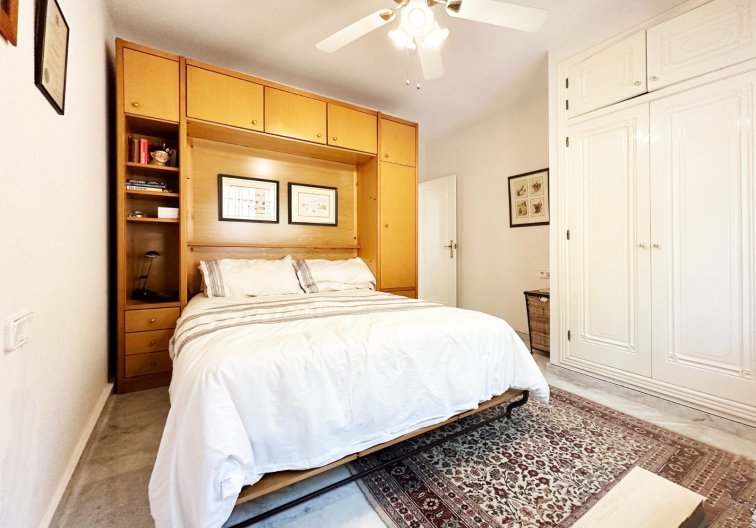 Revente - villa - Orihuela Costa - Costa Blanca