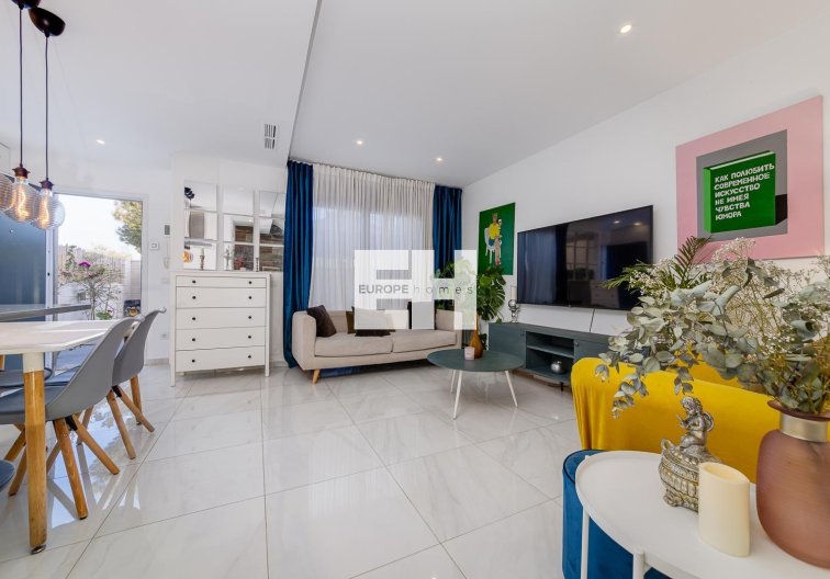 Revente - town house - Villamartin - Orihuela Costa