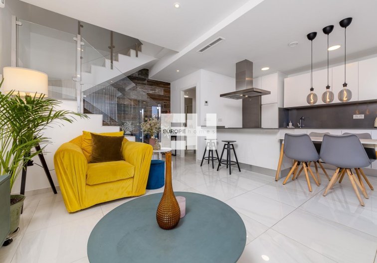 Revente - town house - Villamartin - Orihuela Costa