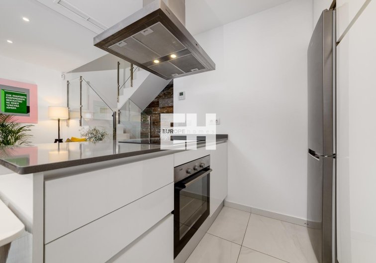 Revente - town house - Villamartin - Orihuela Costa