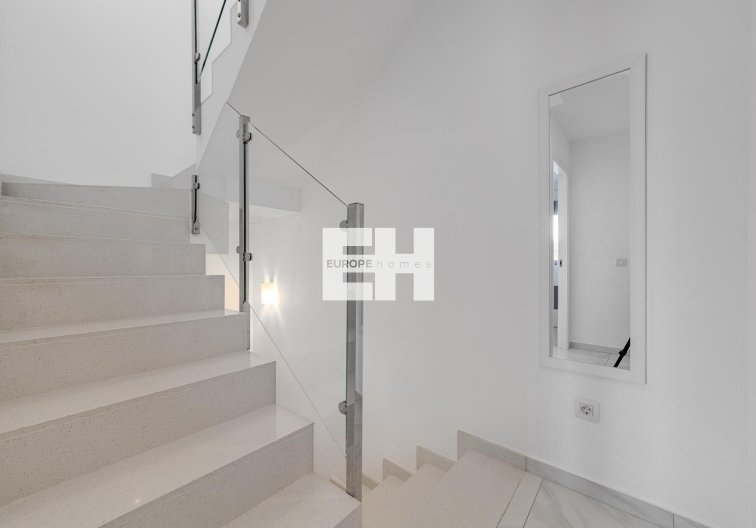 Revente - town house - Villamartin - Orihuela Costa