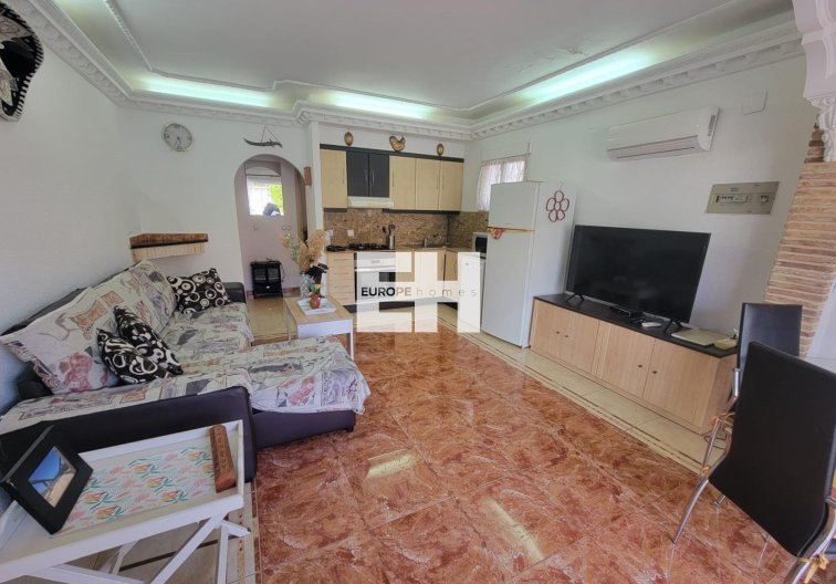Wiederverkauf - town house - Torrevieja - El Chaparral