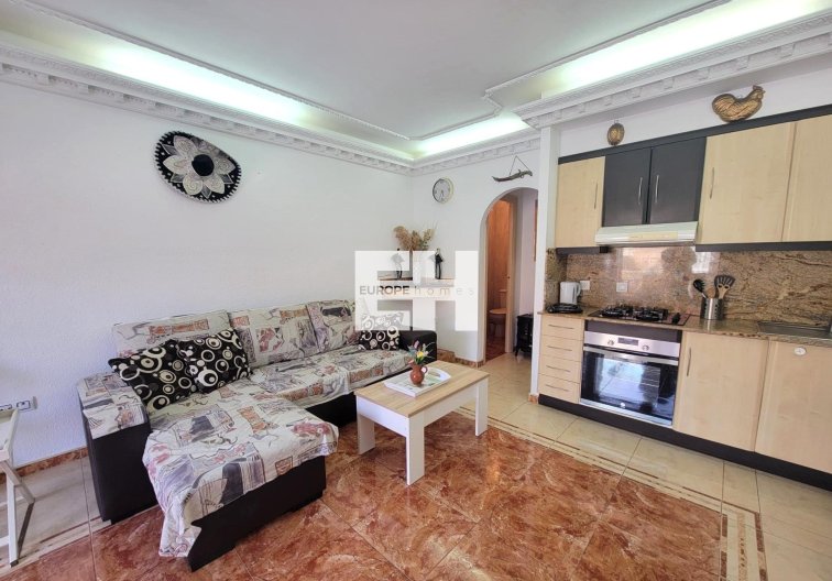 Wiederverkauf - town house - Torrevieja - El Chaparral