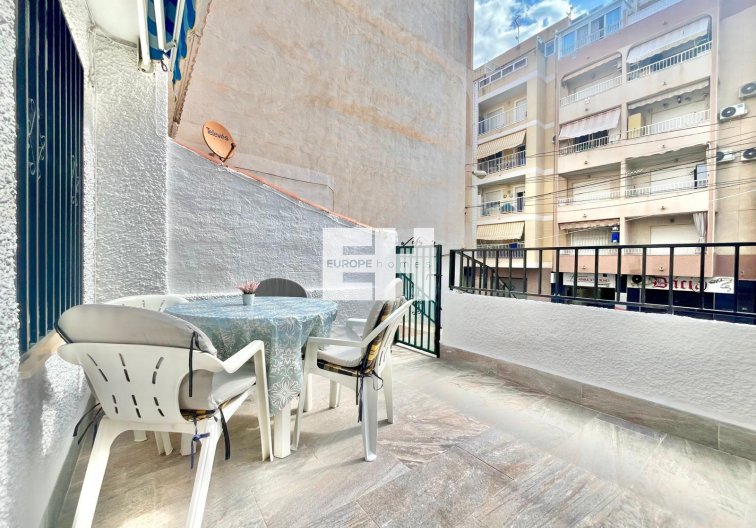 Wiederverkauf - Wohnung - Torrevieja - Playa de los Locos