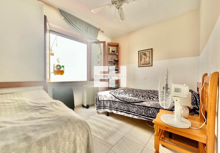 Wiederverkauf - Wohnung - Torrevieja - Playa de los Locos