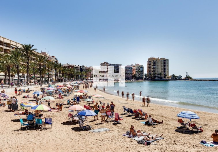 Wiederverkauf - Wohnung - Torrevieja - Playa de los Locos