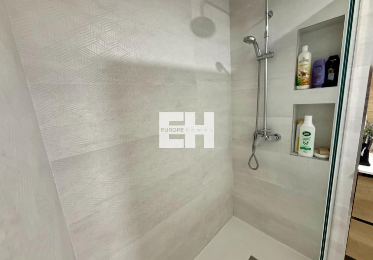 Revente - Appartement - Torrevieja - Centro