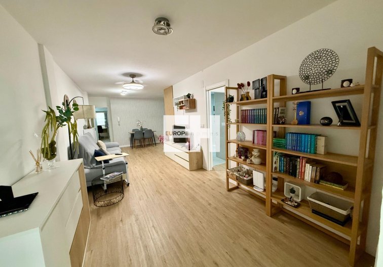 Revente - Appartement - Torrevieja - Centro