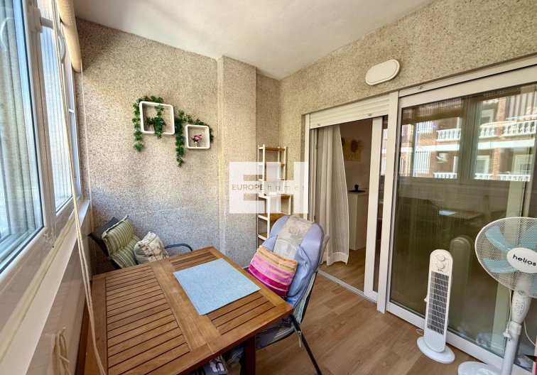 Revente - Appartement - Torrevieja - Centro