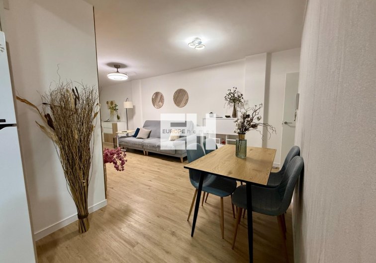 Revente - Appartement - Torrevieja - Centro